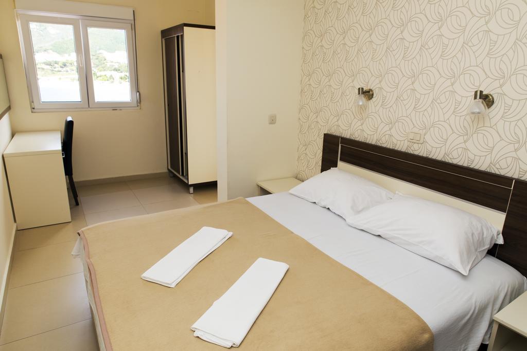 Ferienwohnung Ponta Rafajlovići Exterior foto